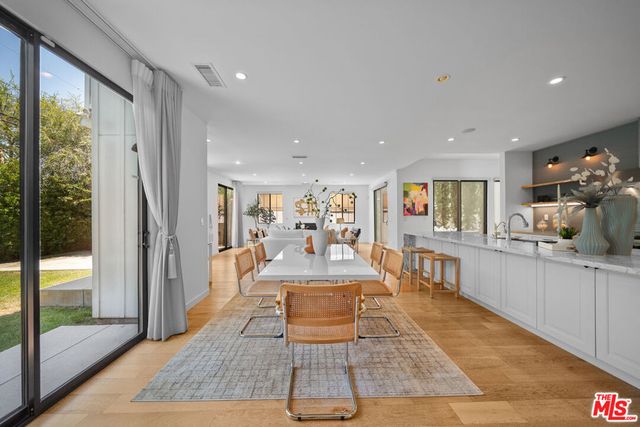 1058 S Plymouth Boulevard, Los Angeles, CA 90019