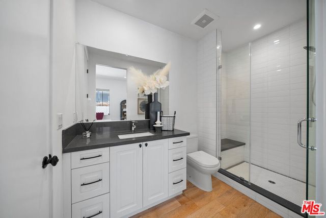 1058 S Plymouth Boulevard, Los Angeles, CA 90019