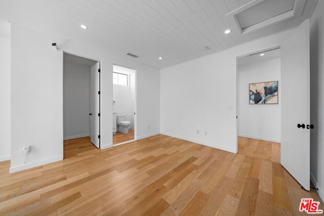 1058 S Plymouth Boulevard, Los Angeles, CA 90019