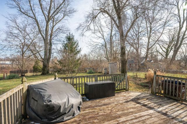 1118 Burns Avenue, Cincinnati, OH 45215