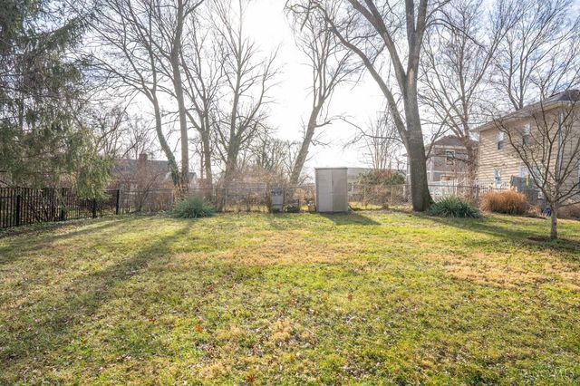 1118 Burns Avenue, Cincinnati, OH 45215