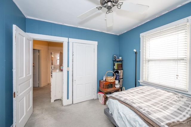 1118 Burns Avenue, Cincinnati, OH 45215