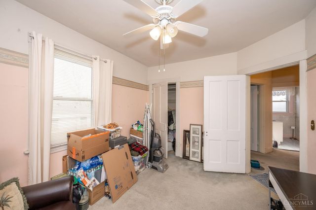 1118 Burns Avenue, Cincinnati, OH 45215