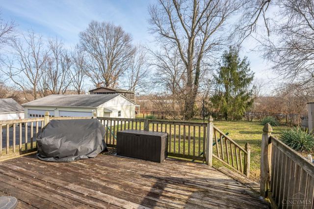 1118 Burns Avenue, Cincinnati, OH 45215