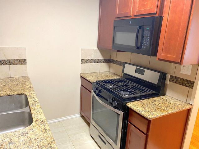 4001 Austin Street 3, Houston, TX 77004