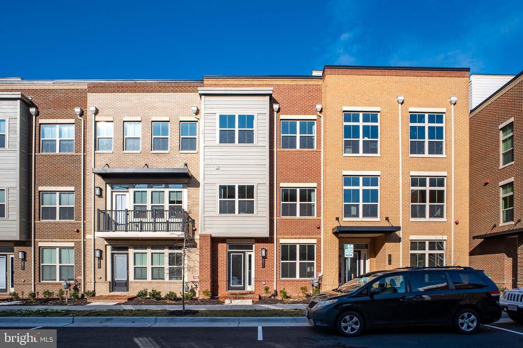 3820 TUSSICA WAY, Fairfax, VA 22030