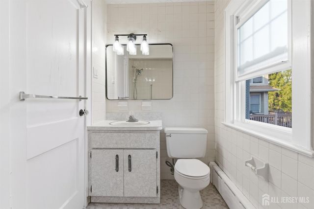 172 Main Street, South River, NJ 08882