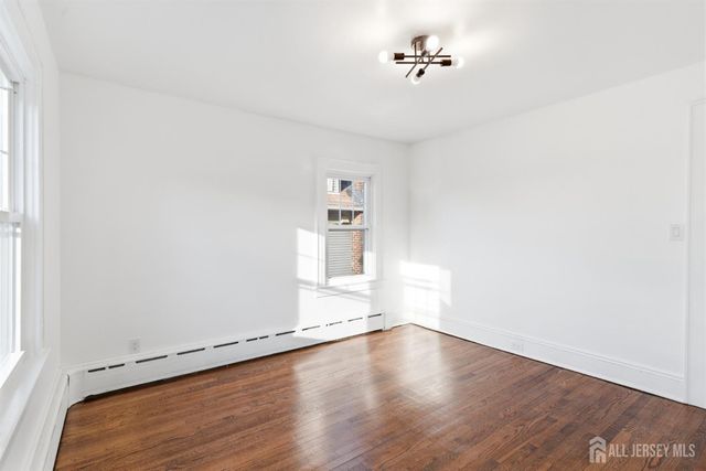 172 Main Street, South River, NJ 08882