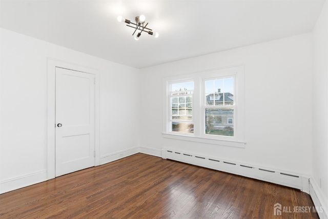 172 Main Street, South River, NJ 08882