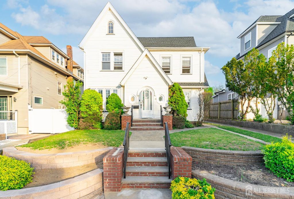 172 Main Street, South River, NJ 08882