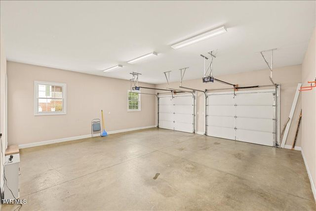 1288 North Austin Springs Road, Piney Flats, TN 37686