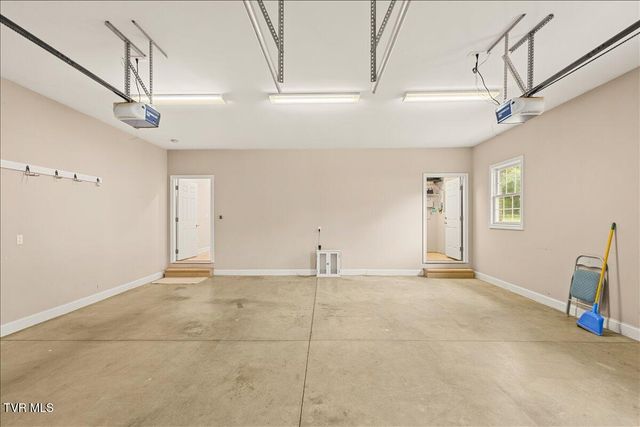 1288 North Austin Springs Road, Piney Flats, TN 37686
