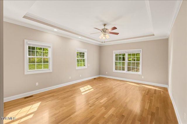 1288 North Austin Springs Road, Piney Flats, TN 37686