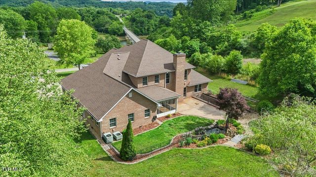 1288 North Austin Springs Road, Piney Flats, TN 37686