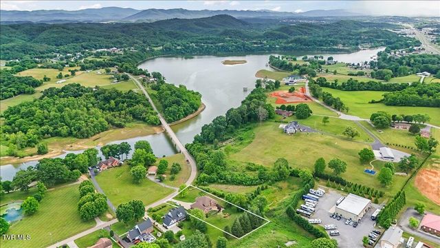 1288 North Austin Springs Road, Piney Flats, TN 37686