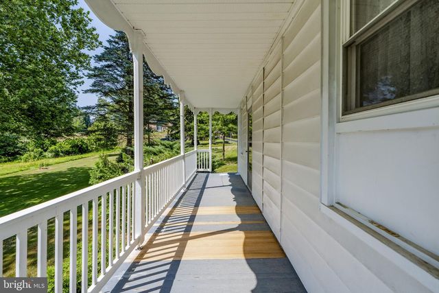 350 GOLF RD, Myerstown, PA 17067