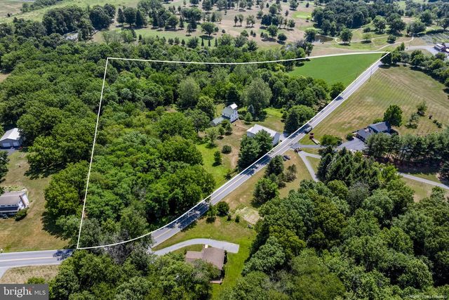 350 GOLF RD, Myerstown, PA 17067