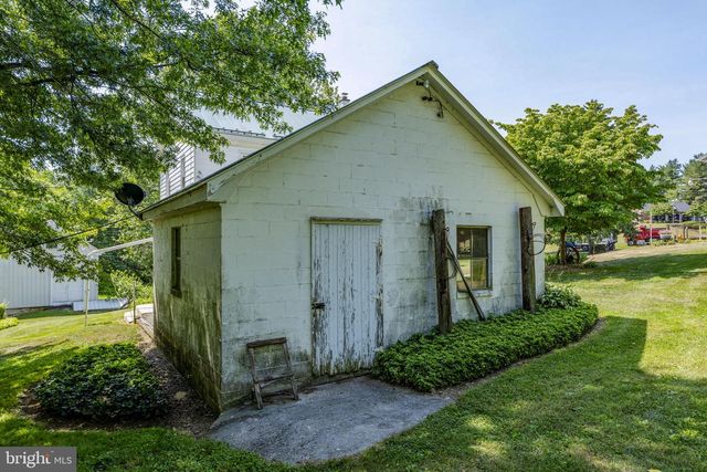 350 GOLF RD, Myerstown, PA 17067