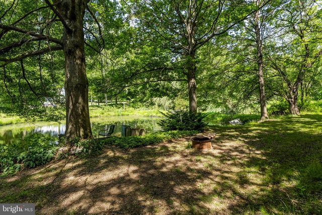 350 GOLF RD, Myerstown, PA 17067