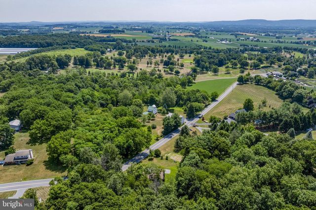 350 GOLF RD, Myerstown, PA 17067