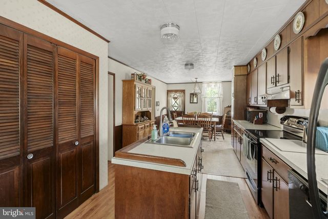 350 GOLF RD, Myerstown, PA 17067