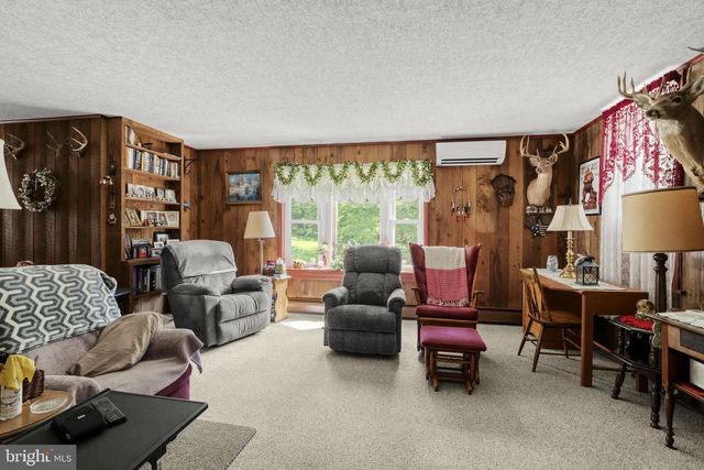 350 GOLF RD, Myerstown, PA 17067
