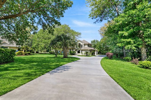 4 Florencia Ct, Hilton Head Island, SC 29926