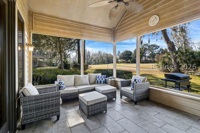 4 Florencia Ct, Hilton Head Island, SC 29926