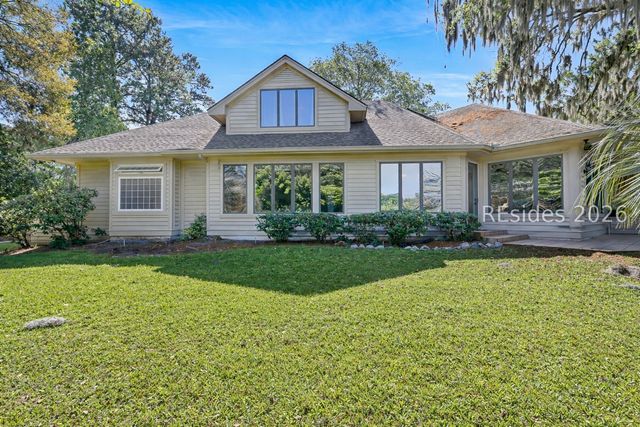 4 Florencia Ct, Hilton Head Island, SC 29926