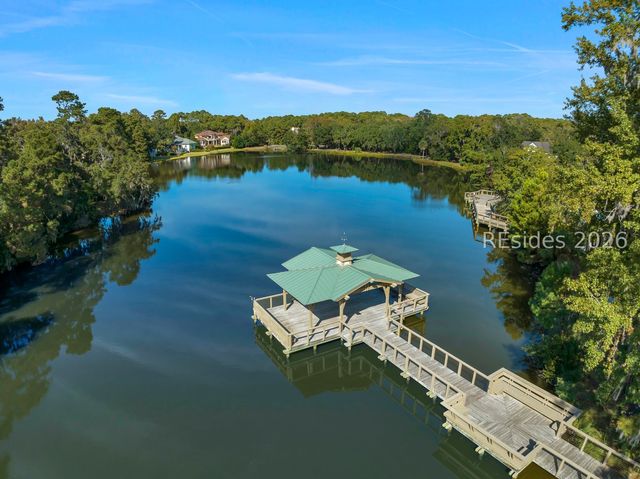 4 Florencia Ct, Hilton Head Island, SC 29926