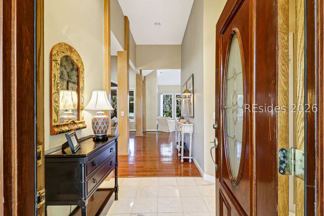 4 Florencia Ct, Hilton Head Island, SC 29926