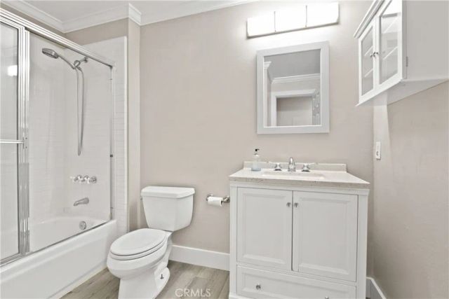 16 Magellan Aisle, Irvine, CA 92620