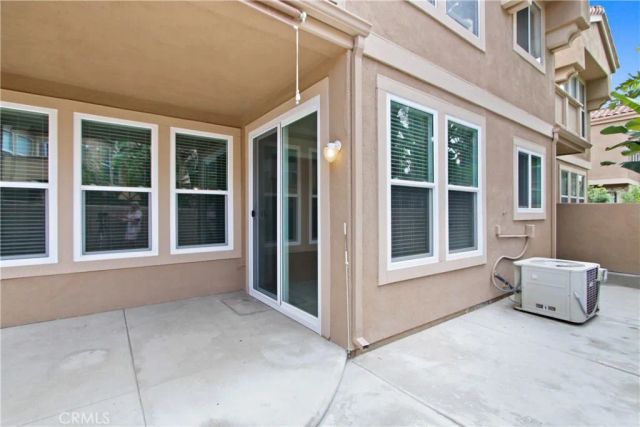 16 Magellan Aisle, Irvine, CA 92620
