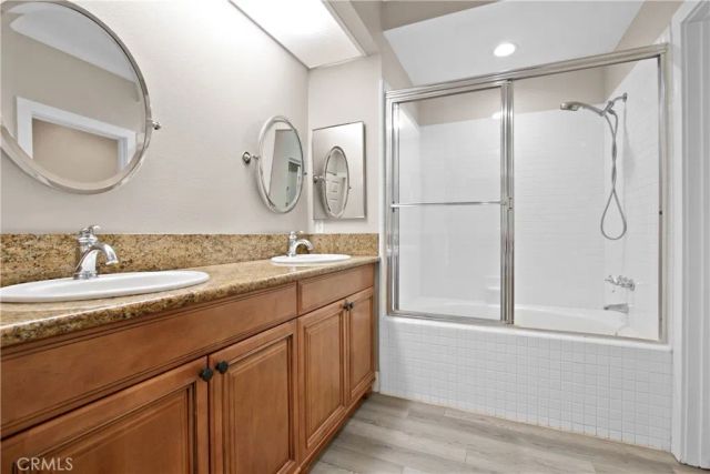 16 Magellan Aisle, Irvine, CA 92620