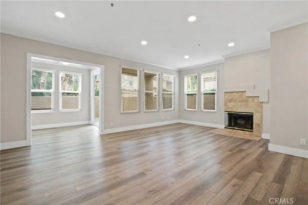 16 Magellan Aisle, Irvine, CA 92620
