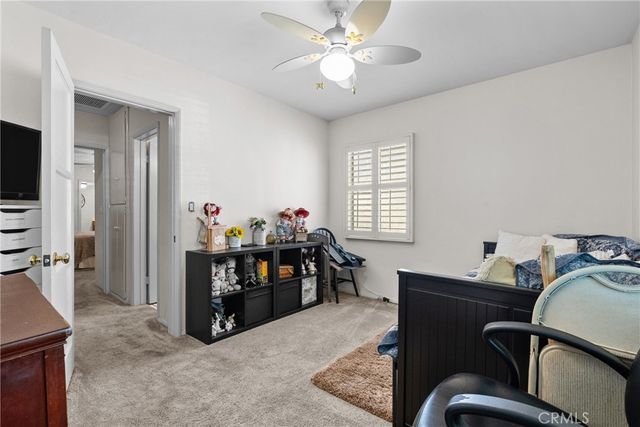 2641 N Buena Vista Street, Burbank, CA 91504