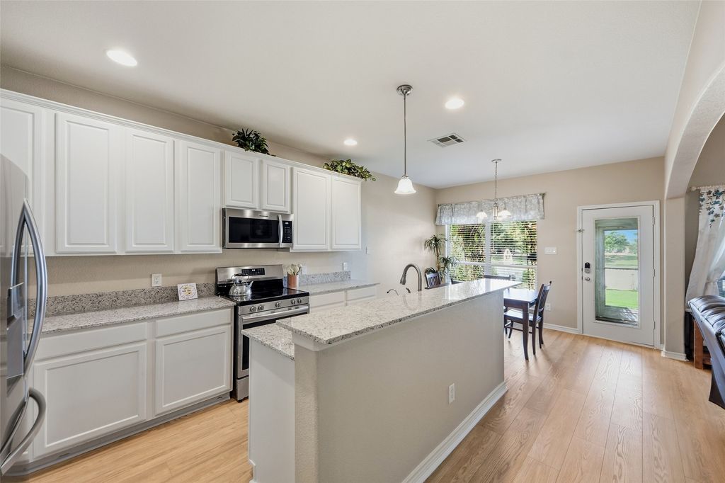 1105 Wisteria Lane, Savannah, TX 76227 — photo 5