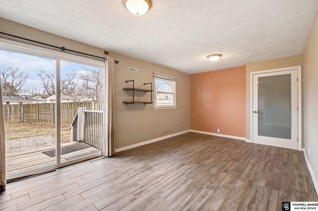 4626 N 94th Street, Omaha, NE 68134