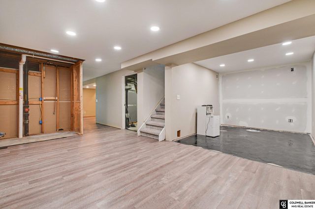 4626 N 94th Street, Omaha, NE 68134