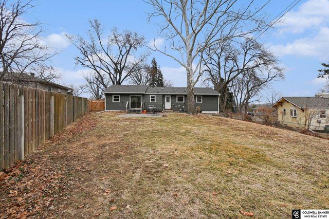 4626 N 94th Street, Omaha, NE 68134