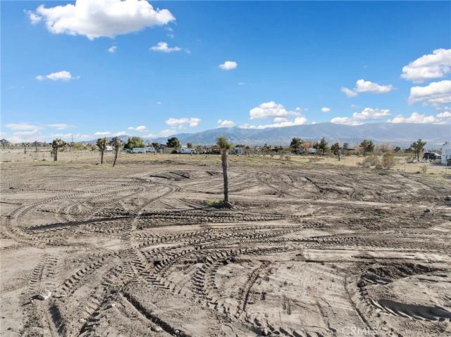 1961 Seville Place, Pinon Hills, CA 92372