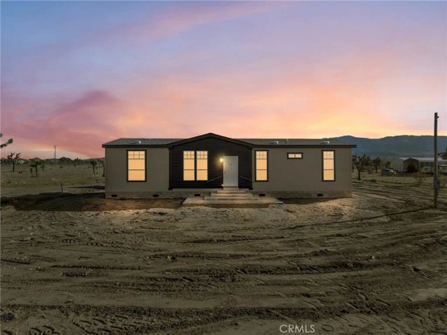 1961 Seville Place, Pinon Hills, CA 92372