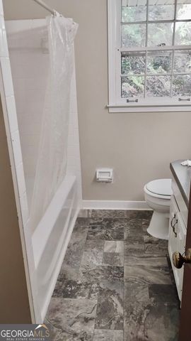 2653 Amberly Way, Snellville, GA 30078