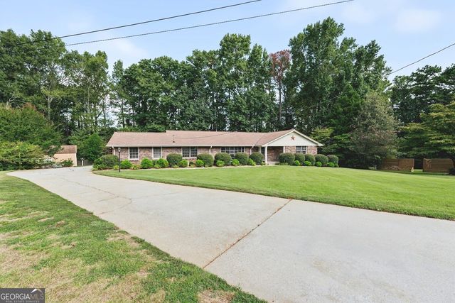 2653 Amberly Way, Snellville, GA 30078