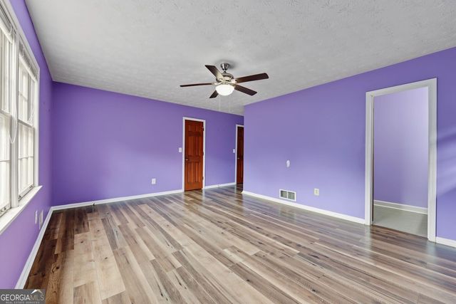 2653 Amberly Way, Snellville, GA 30078
