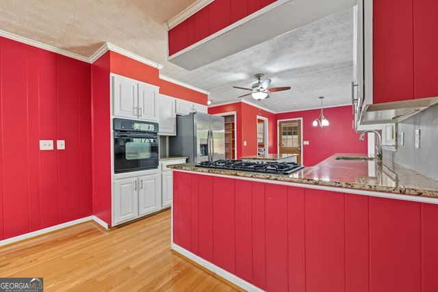2653 Amberly Way, Snellville, GA 30078