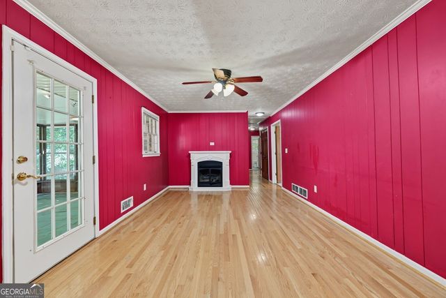 2653 Amberly Way, Snellville, GA 30078