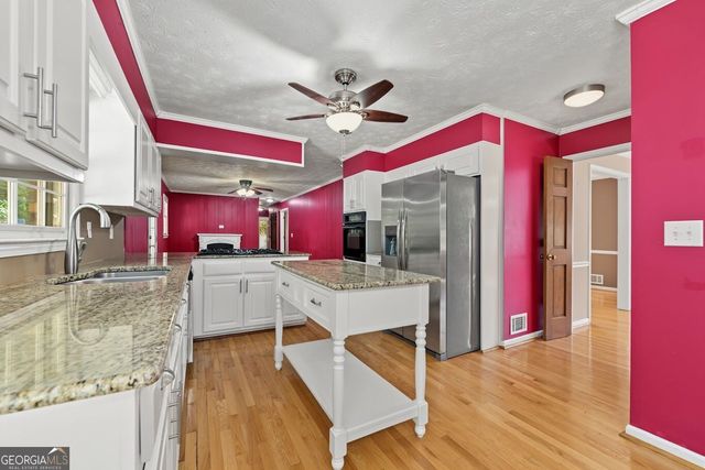 2653 Amberly Way, Snellville, GA 30078