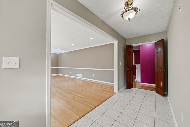 2653 Amberly Way, Snellville, GA 30078