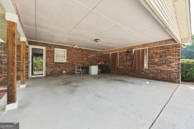 2653 Amberly Way, Snellville, GA 30078
